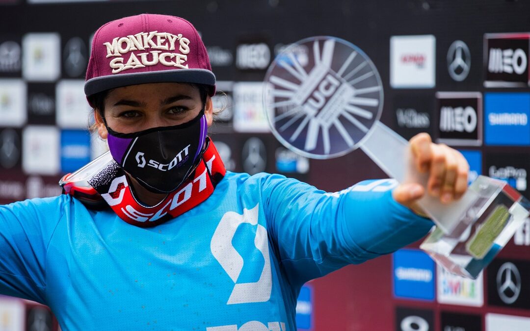 Marine Cabirou wins overall 2020 World Cup title!
